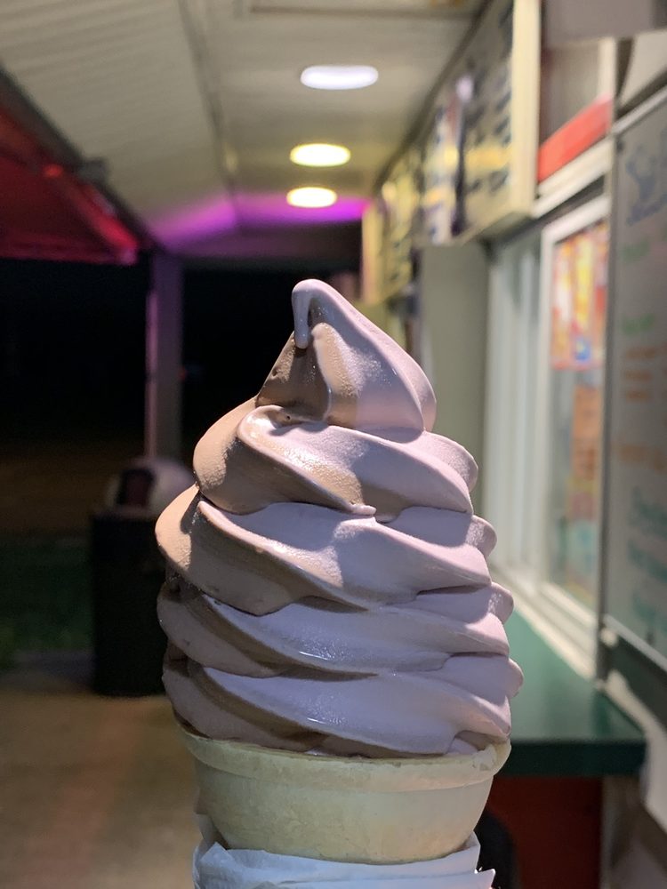 THE ICE CREAM SHOP 28 Photos & 22 Reviews 2113 Central Ave