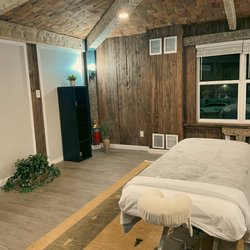 Creekview Massage