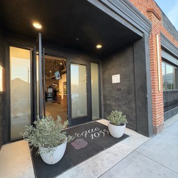 Parque 1055 - Wine Bars Near Me - Santa Paula, California Parque 1055 - Wine Bars Near Me - Santa Paula, California