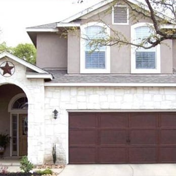 Royal Garage Door - Carriage House Steel Garage Doors 9700 - Wayne Dalton - Garage Door Services Near Me - Queens, New York