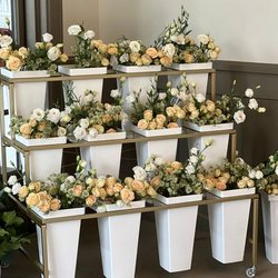 Savvy Bouquets
