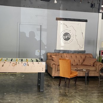 BRŪ Florida Growler Bar - Beer Bar Near Me - Odessa, Florida BRŪ Florida Growler Bar - Beer Bar Near Me - Odessa, Florida