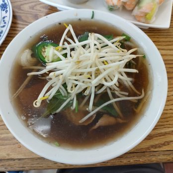 Viet Pho Restaurant - Pho Tai (thin sliced steak & rice noodles) - Noodles Near Me - Vallejo, California Viet Pho Restaurant - Pho Tai (thin sliced steak & rice noodles) - Noodles Near Me - Vallejo, California