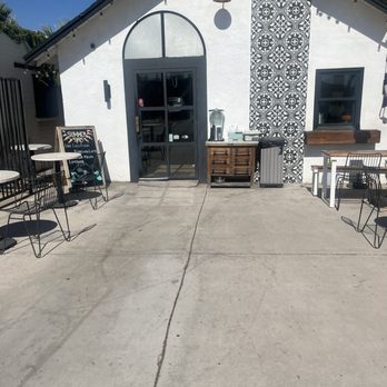 Deseo Coffee Shack - Outside - Coffee & Tea Near Me - Phoenix, Arizona