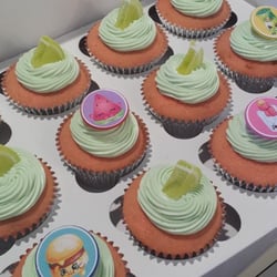The Golden Rose Cakery