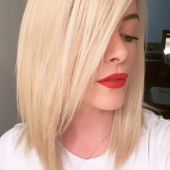 Im Sophia Yi - After my bleach and tone from Sophia!! So even and perfect tone - Hair Stylists Near Me - South Pasadena, California