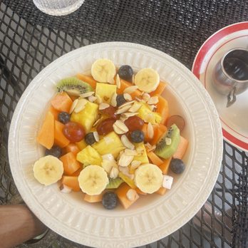 Las Vistas Cafe - fresh fruit with cinnamon dressing - Breakfast & Brunch Near Me - Fajardo, Puerto Rico Las Vistas Cafe - fresh fruit with cinnamon dressing - Breakfast & Brunch Near Me - Fajardo, Puerto Rico