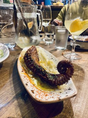 La Mestressa by null