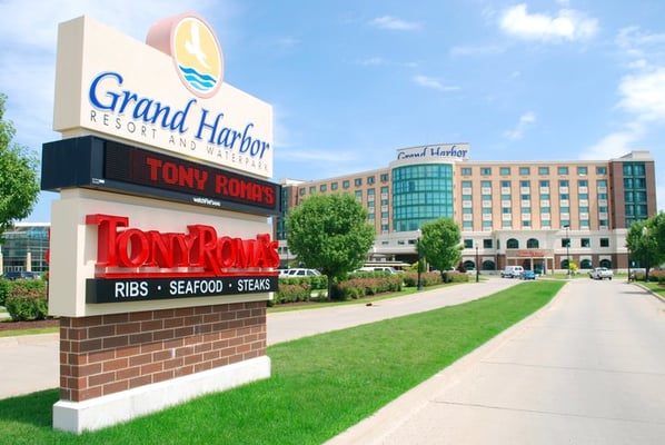 Grand Harbor Resort and Waterpark by null