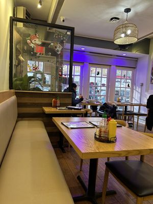Mai's Vietnamese Restaurant by null