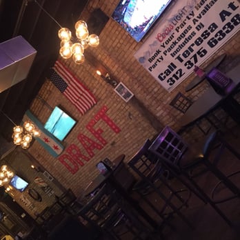 Draft Bar - Sports Bars Near Me - Chicago, Illinois