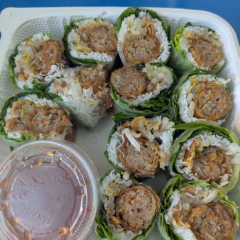 Rollin’ Rolls Cafe - Hidden Rolls - Vietnamese Near Me - Urban Honolulu, Hawaii