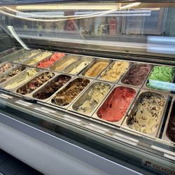Carvel Ice Cream Bakery of Hopewell - Decisions decisions