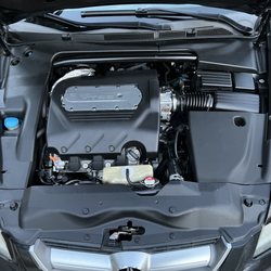 Jimmy’s Mobile Auto Spa - Cleaned up engine bay on Acura TL.