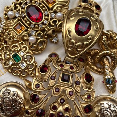 Thea Grant | Antique, Vintage & Custom Jewelry by null