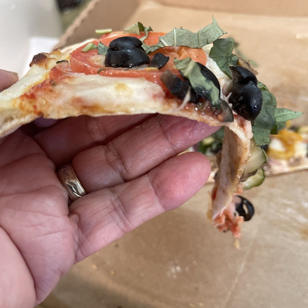 Spruzzo Restaurant & Bar - Soggy crust - Italian Near Me - Malibu, California