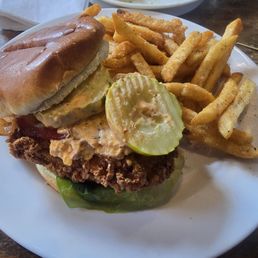 Chicken pimento sandwich