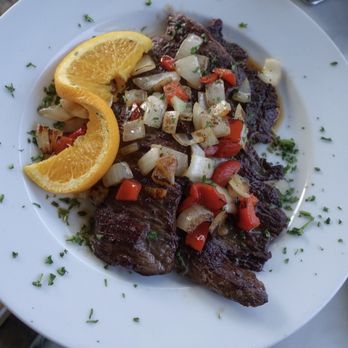 Sabor Unido - Incredible Skirt Beef Steak w/ Sauteed Onions - Portuguese Near Me - Newark, New Jersey