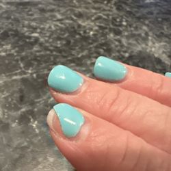 Eros Nails & Spa - Broken after 1 week