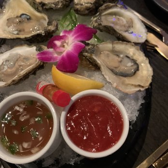 Gordon Ramsay Hell's Kitchen - Oysters - Steakhouses Near Me - Stateline, Nevada Gordon Ramsay Hell's Kitchen - Oysters - Steakhouses Near Me - Stateline, Nevada