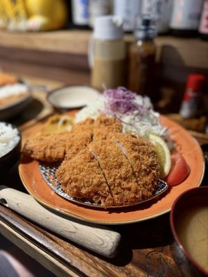 Kobuta & Ookami Katsu and Sake house by null