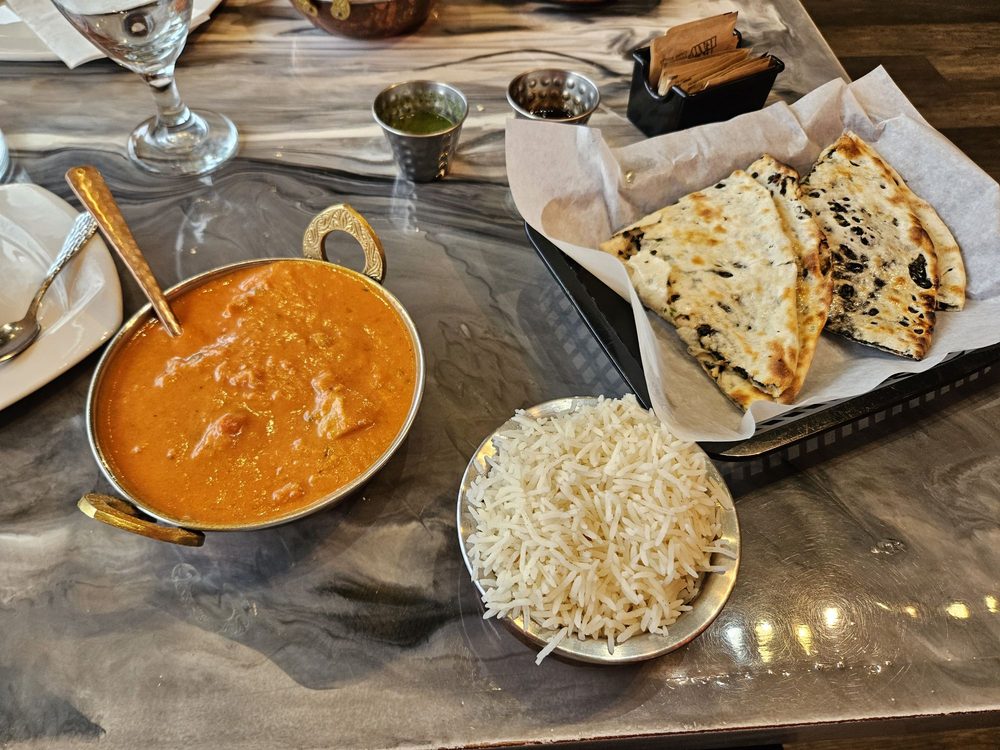 Aromas Indian Cuisine Logo