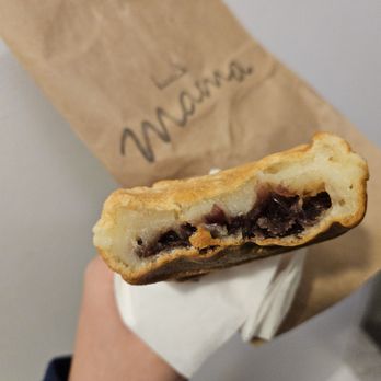 Delimanjoo - Red Bean Taiyaki - Street Vendors Near Me - New York, New York Delimanjoo - Red Bean Taiyaki - Street Vendors Near Me - New York, New York