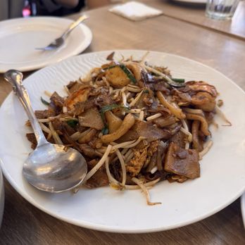 Mamak - Chow Kway Teow - Malaysian Near Me - Doraville, Georgia