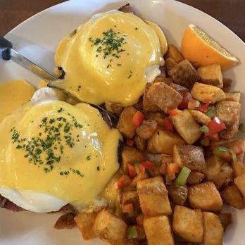 Cascade Lodge & Restaurant - Looks good but slightly burnt underneath. - Hotels Near Me - Lutsen, Minnesota Cascade Lodge & Restaurant - Looks good but slightly burnt underneath. - Hotels Near Me - Lutsen, Minnesota