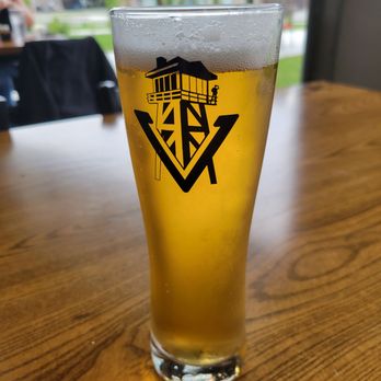 Vantage Point Brewing - My totally awesome New Zealand Pilsner from Vantage Point Brewing! - Breweries Near Me - Coeur d'Alene, Idaho Vantage Point Brewing - My totally awesome New Zealand Pilsner from Vantage Point Brewing! - Breweries Near Me - Coeur d'Alene, Idaho