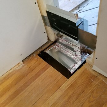 Ty's Mechanical - Custom Duct Work, box feeds 2 supplies, stackhead seen and floor boot in room to left all coming off custom made duct - Heating & Air Conditioning/HVAC Near Me Ty's Mechanical - Custom Duct Work, box feeds 2 supplies, stackhead seen and floor boot in room to left all coming off custom made duct - Heating & Air Conditioning/HVAC Near Me