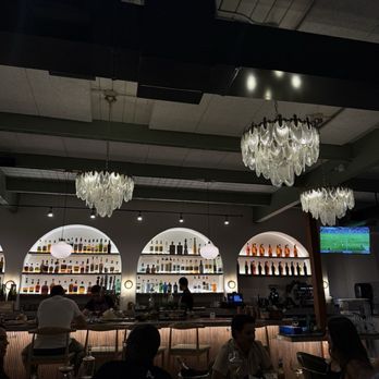 Doppio Zero Campbell - vibe - Italian Near Me - Campbell, California