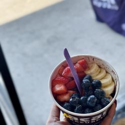 Acai Republic - Burbank - Build Your Own Bowl  the owner and atmosphere was INCREDIBLE. If you are in the area and craving acai.... Come here!