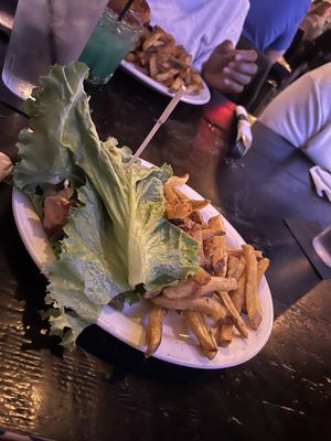Jackson Avenue Pub by null