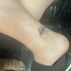 Jimmy Romance - Small mushroom tattoo