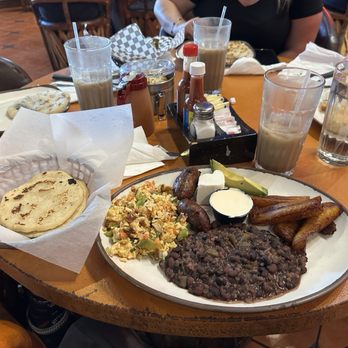 Sonsonate Grill - Sonsonate Plate - Latin American Near Me - Los Angeles, California Sonsonate Grill - Sonsonate Plate - Latin American Near Me - Los Angeles, California
