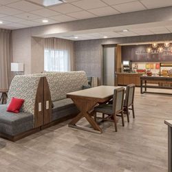 Hampton Inn Hastings - Breakfast Area