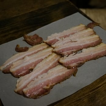 Tabanco el Pasaje - they ran out of chicharron this night - Bars Near Me - Jerez de la Frontera, California