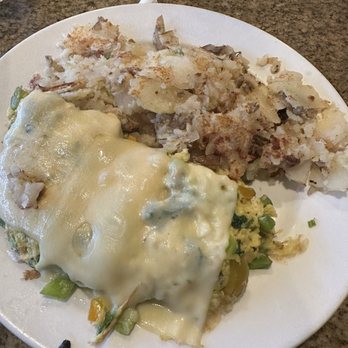 Cedar Glen Inn - Make your own omelette - American Near Me - Cedar Glen, California