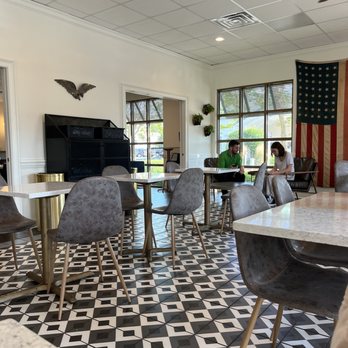 Parlor Doughnuts - seating area - Donuts Near Me - Pawleys Isalnd, South Carolina Parlor Doughnuts - seating area - Donuts Near Me - Pawleys Isalnd, South Carolina