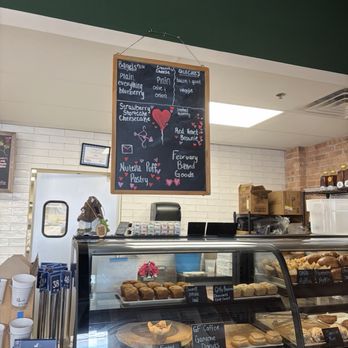 Maple Leaf Coffee House - Cafes Near Me - St. Charles, Illinois
