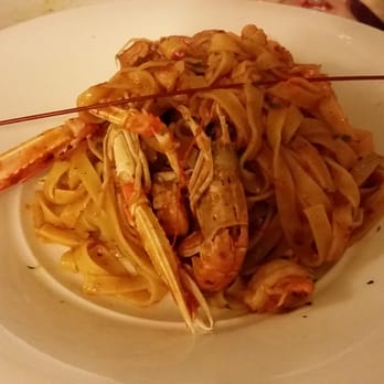 Vini da Pinto - tagliatelle with scampi n tomatoes - Italian Near Me - Venezia, VE