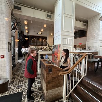 Homer St. Cafe and Bar - Entry - Canadian (New) Near Me - Vancouver, British Columbia
