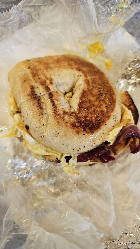 Bravo Cafe & Deli