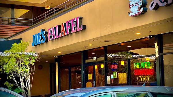 Joe's Falafel by null