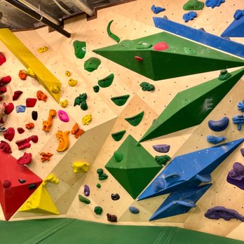 North Mass Boulder - The colors show difficulty level - Gyms Near Me - Indianapolis, Indiana North Mass Boulder - The colors show difficulty level - Gyms Near Me - Indianapolis, Indiana