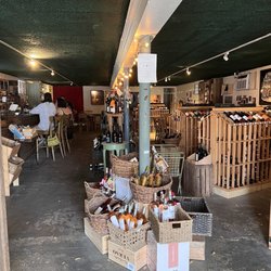 KING DISCOUNT LIQUOR - CLOSED - Updated June 2026 - 8700 West Judge Perez,  Chalmette, Louisiana, United States - Beer, Wine & Spirits - Phone Number