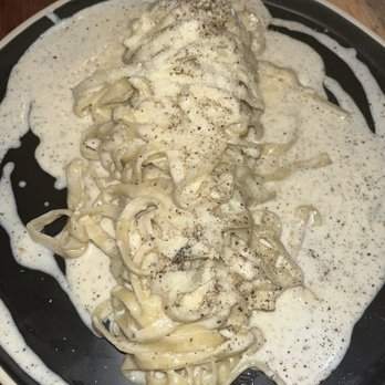 Mangia Toscano - Tagliolini cacio e pepe - Italian Near Me - Metuchen, New Jersey Mangia Toscano - Tagliolini cacio e pepe - Italian Near Me - Metuchen, New Jersey