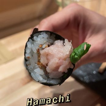 Handies Douzo - Hamachi hand roll - Sushi Bars Near Me - Houston, Texas
