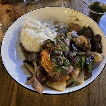 Bodegon No 69 - Lomo Saltado - Latin American Near Me - Pasadena, California Bodegon No 69 - Lomo Saltado - Latin American Near Me - Pasadena, California